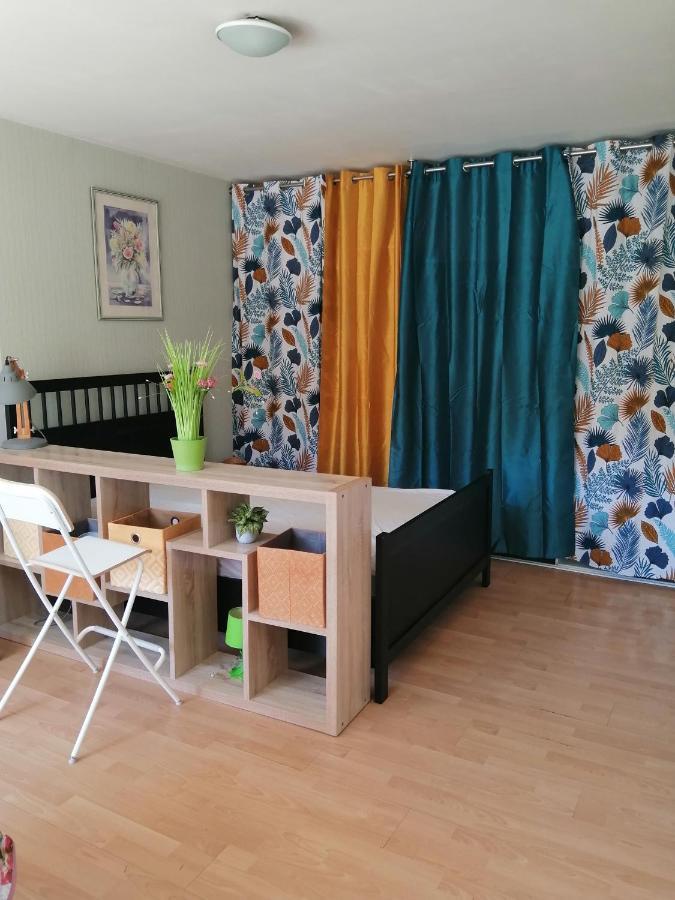 Kievaille Apartment Плезир Екстериор снимка